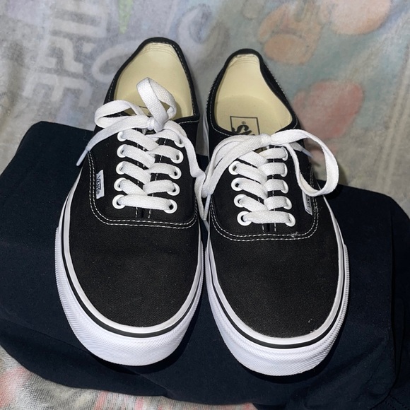 NEW. VANS Unisex